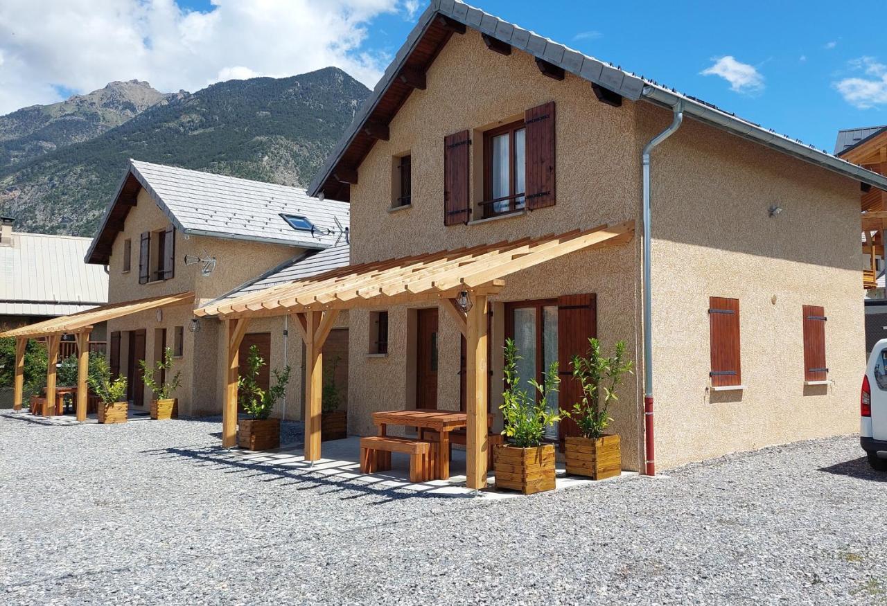 Le Pre Fleuri A Guillestre - Appartements Neufs Classes Meubles De Tourisme 3 Etoiles - Parking Privatif Eksteriør bilde